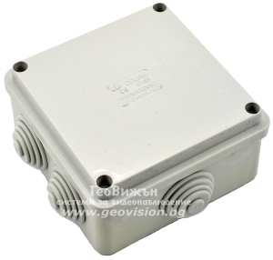 Кутия с капак на винтове COURBI 32-21005-100: 100x100x50 mm. Прахо и влагозащитена - IP55